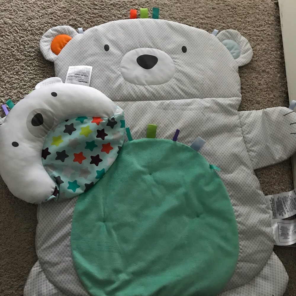 Tummy time mat